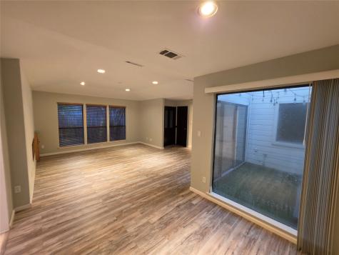 3038 Modella Avenue Dallas TX 75229