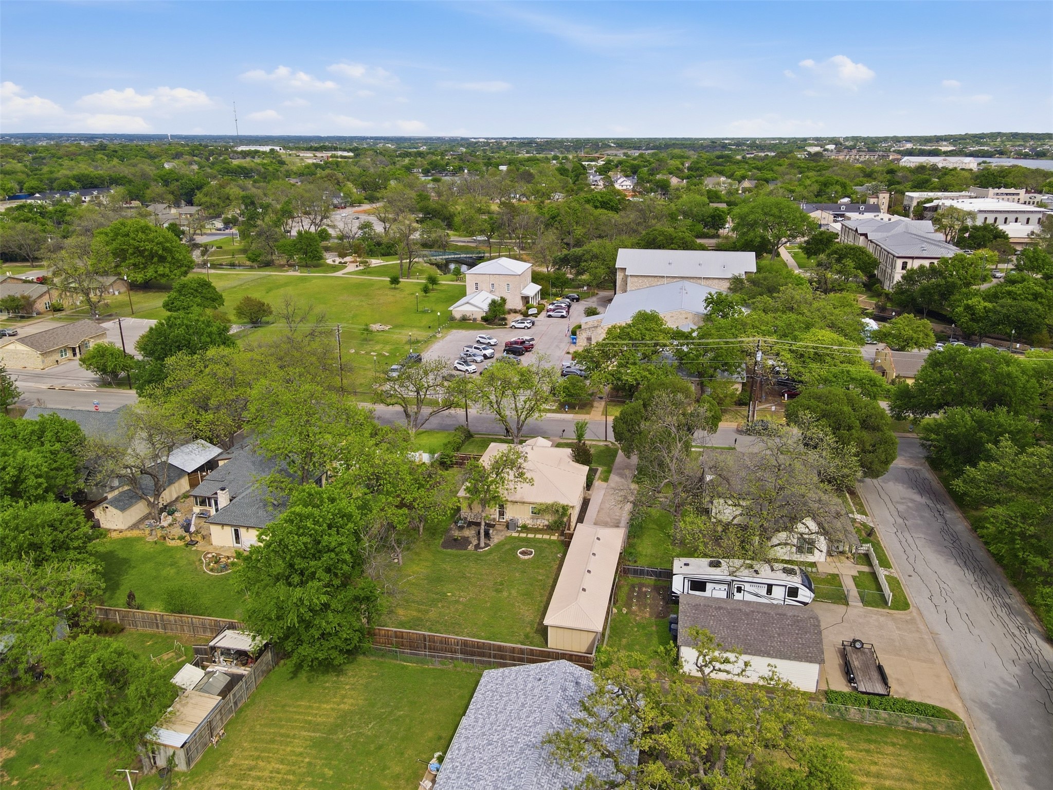 309 N Travis Street Granbury TX 76048