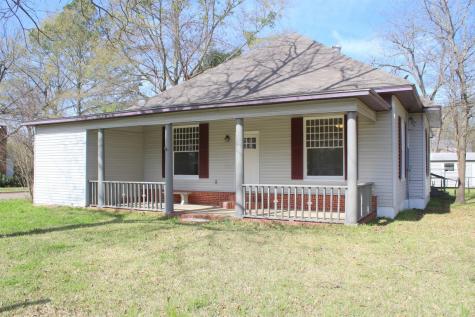 208 S Beech Street Winnsboro TX 75494