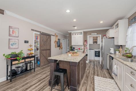 1714 County Road 5035 Leonard TX 75452