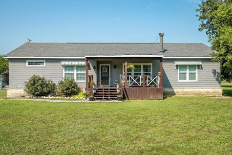 1714 County Road 5035 Leonard TX 75452