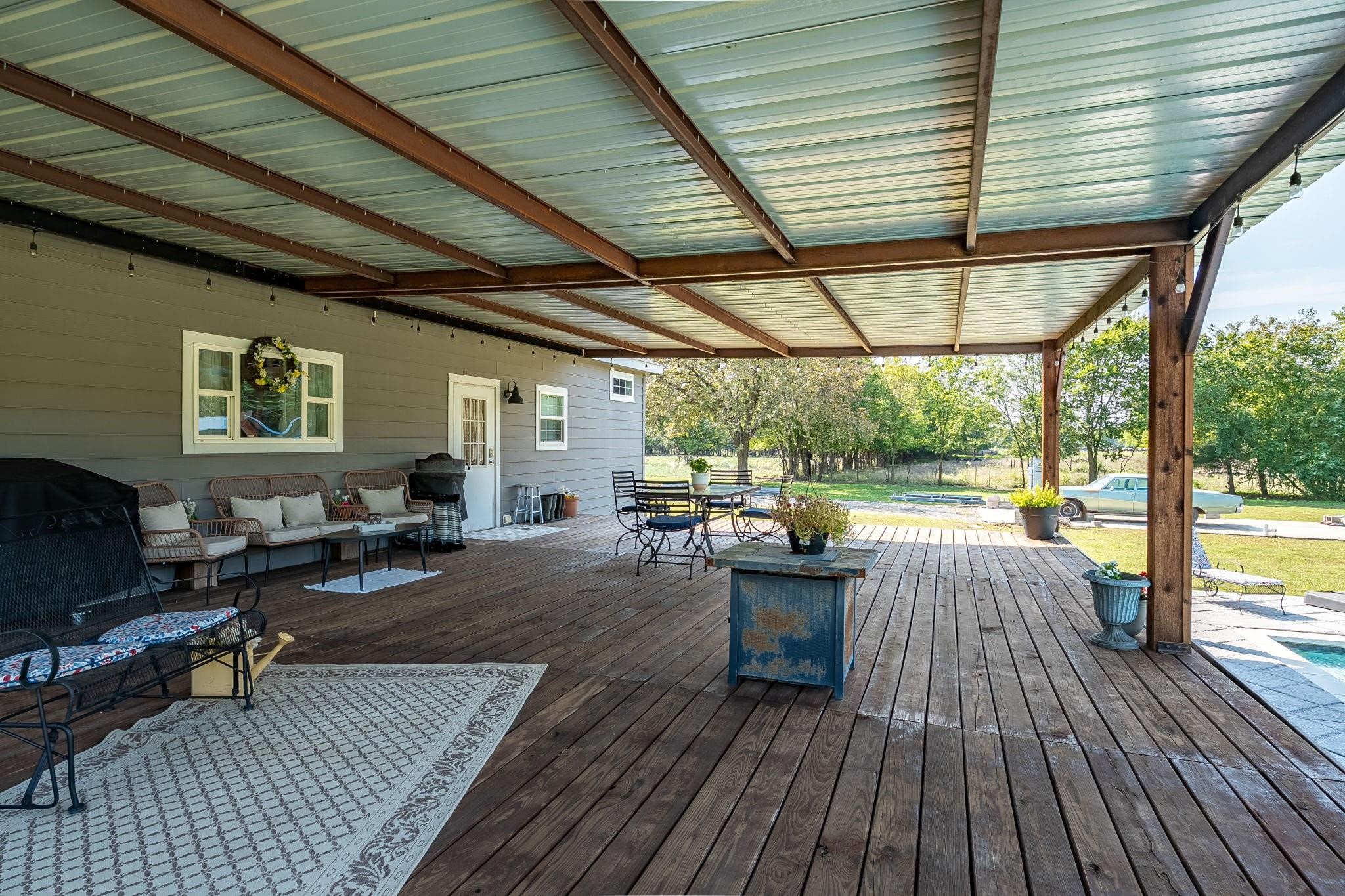 1714 County Road 5035 Leonard TX 75452