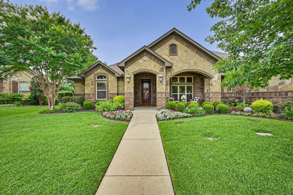 7900 Kathy Ann Court Arlington TX 76001