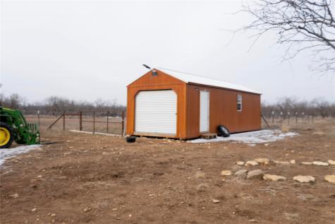 1558 County Road 334 Gouldbusk TX 76845