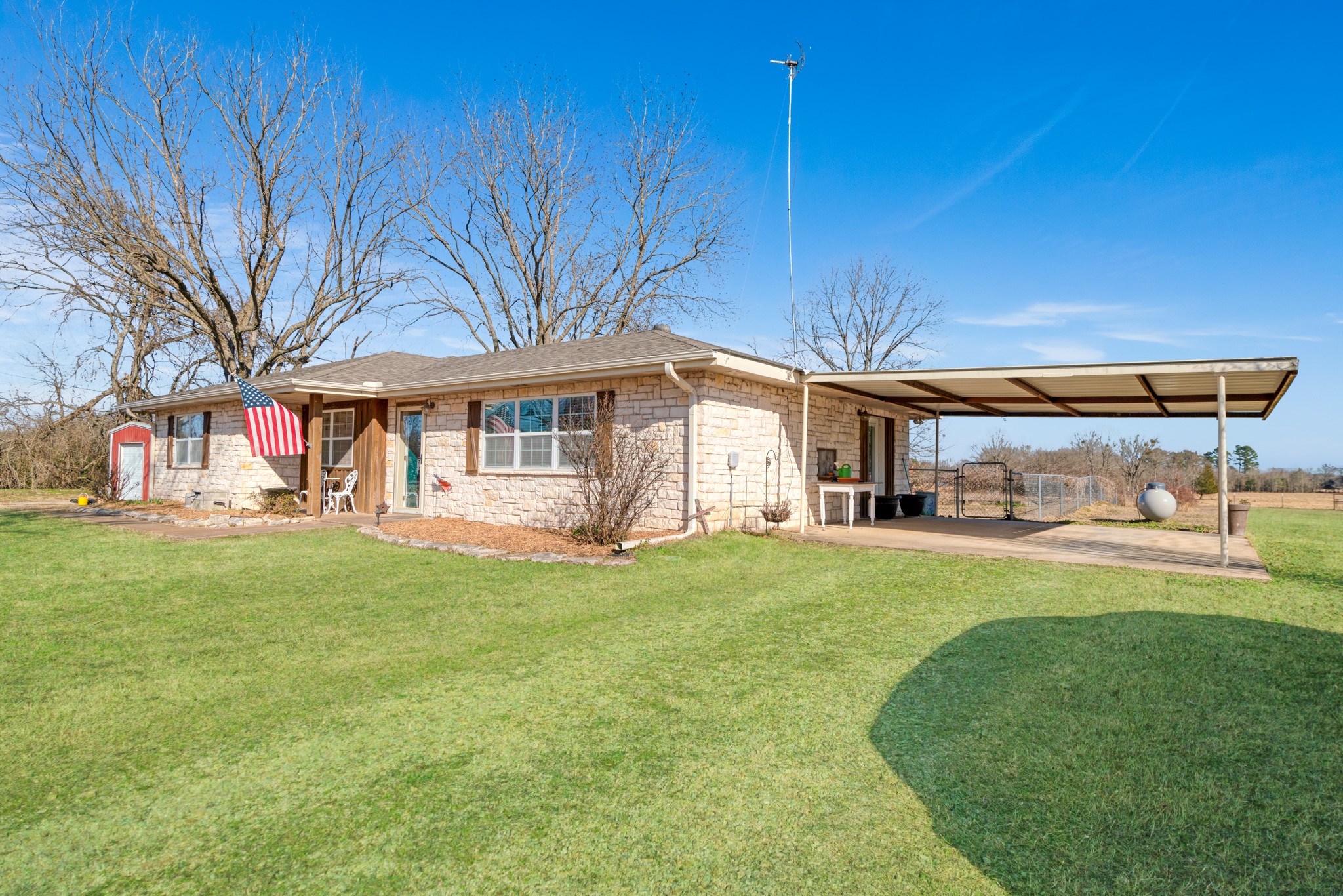 8413 Farm Road 195 Bagwell TX 75412
