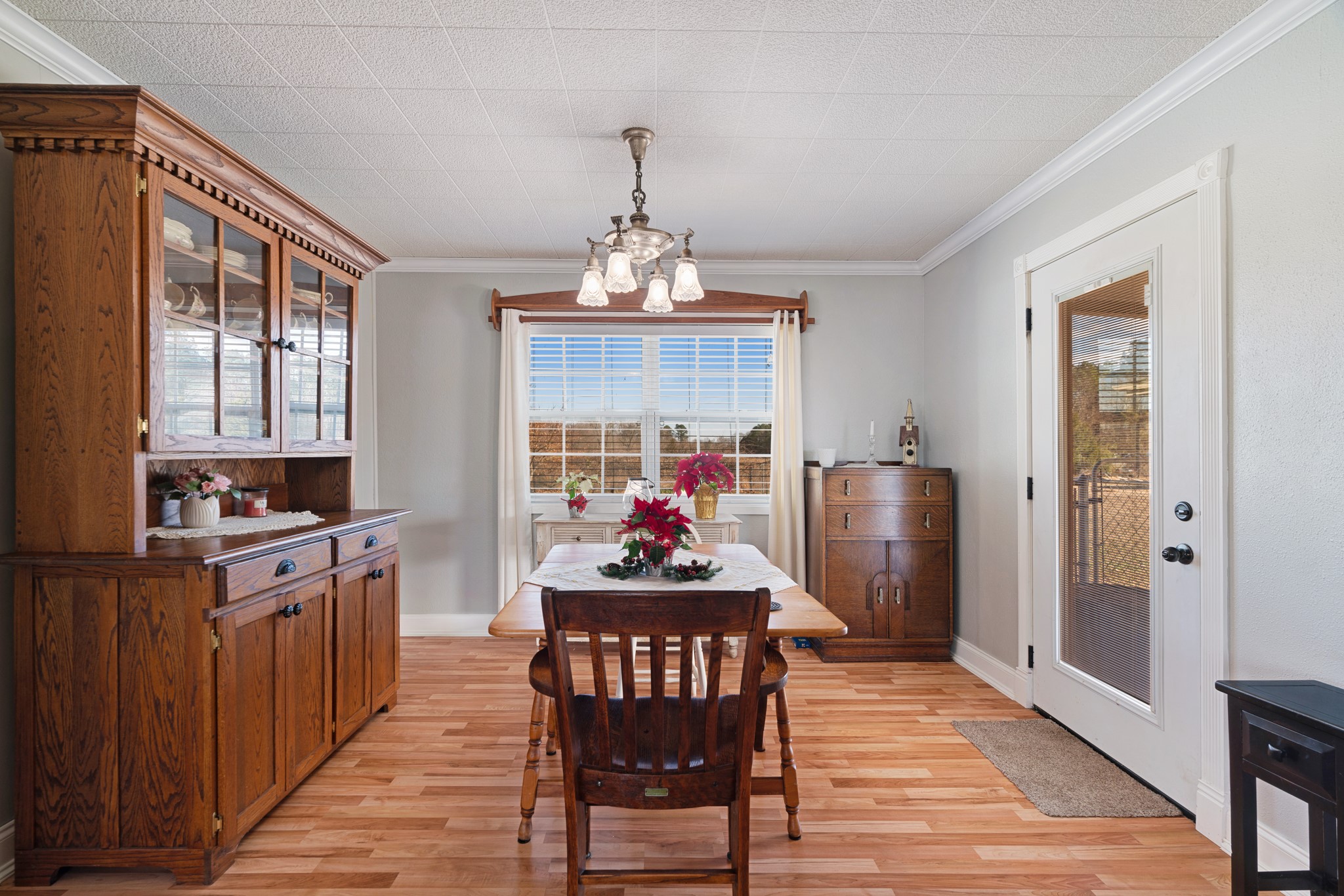 8413 Farm Road 195 Bagwell TX 75412