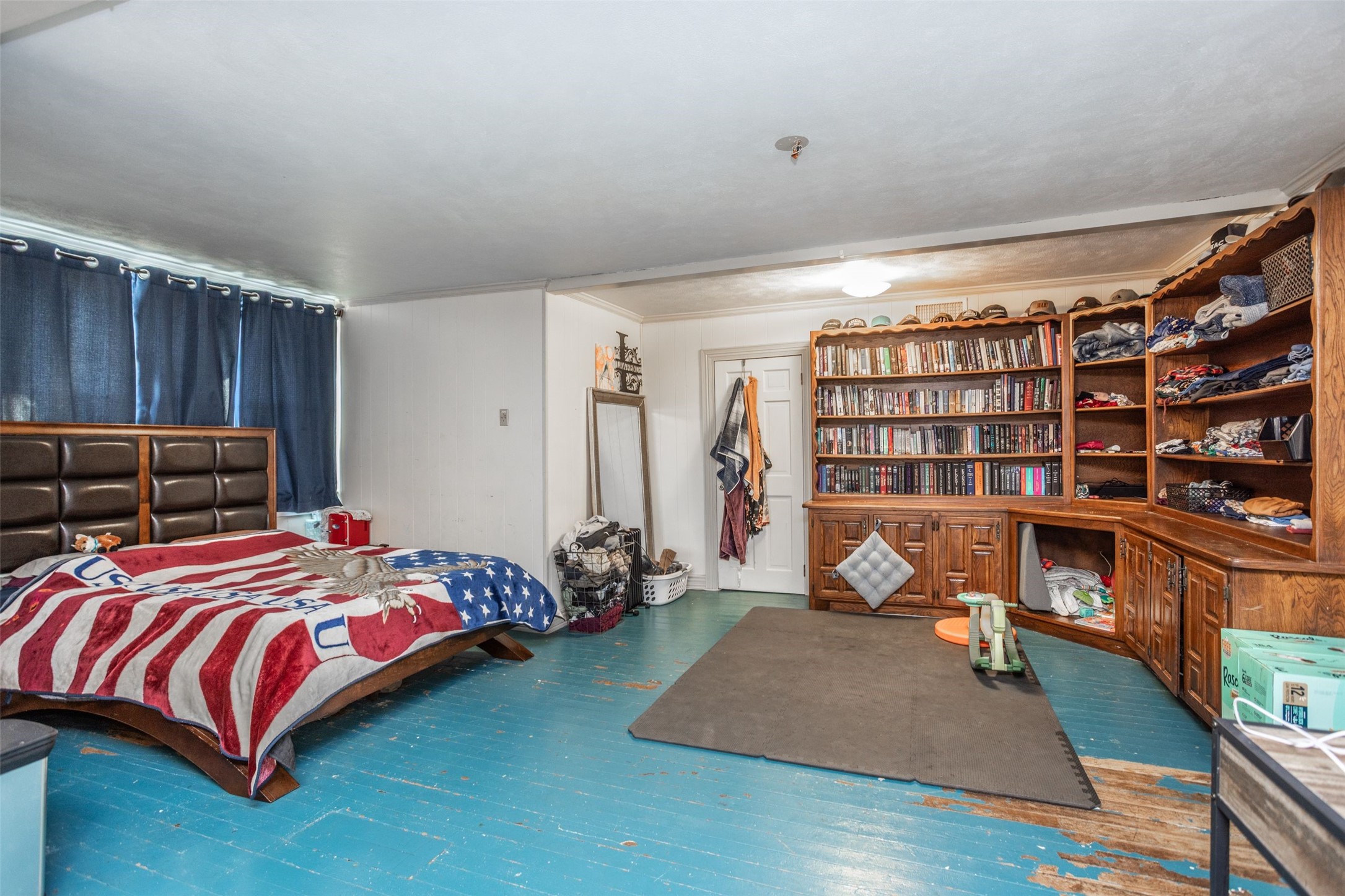 1015 N Dixon Street Gainesville TX 76240