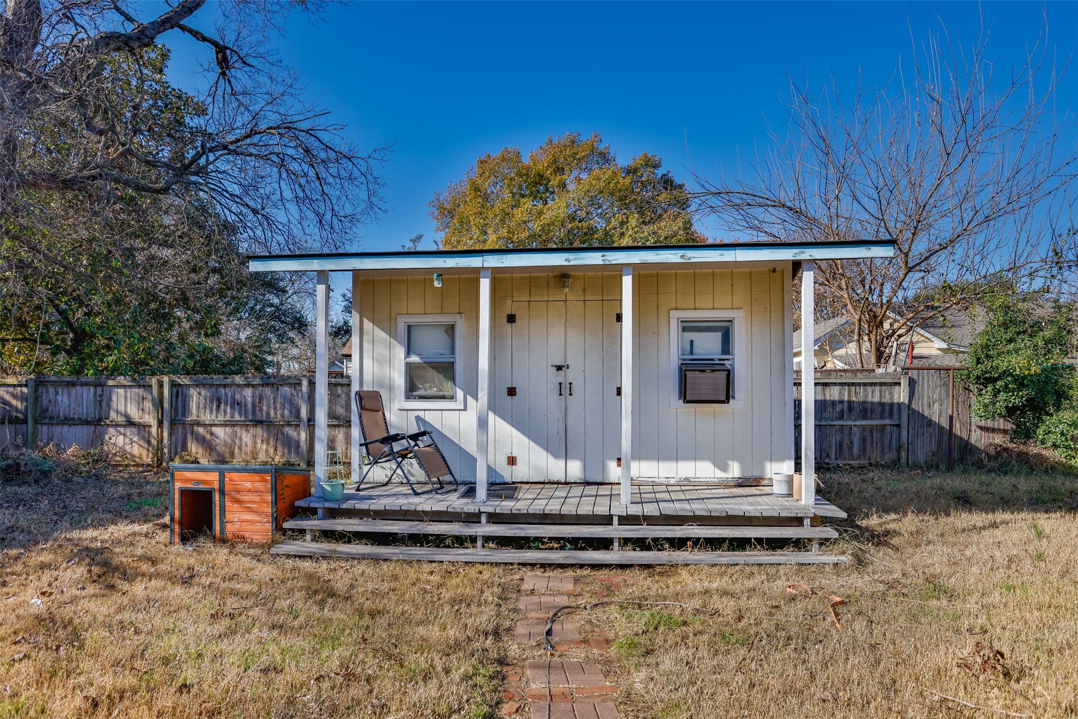1015 N Dixon Street Gainesville TX 76240