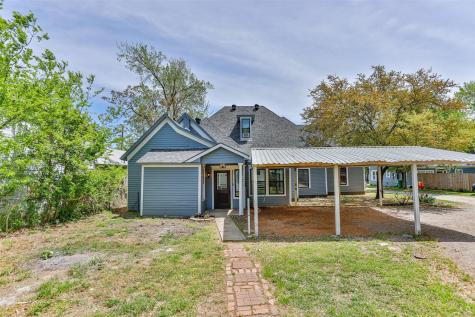 1015 N Dixon Street Gainesville TX 76240
