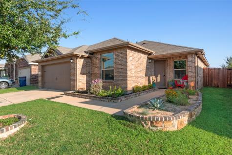 821 Walls Boulevard Crowley TX 76036