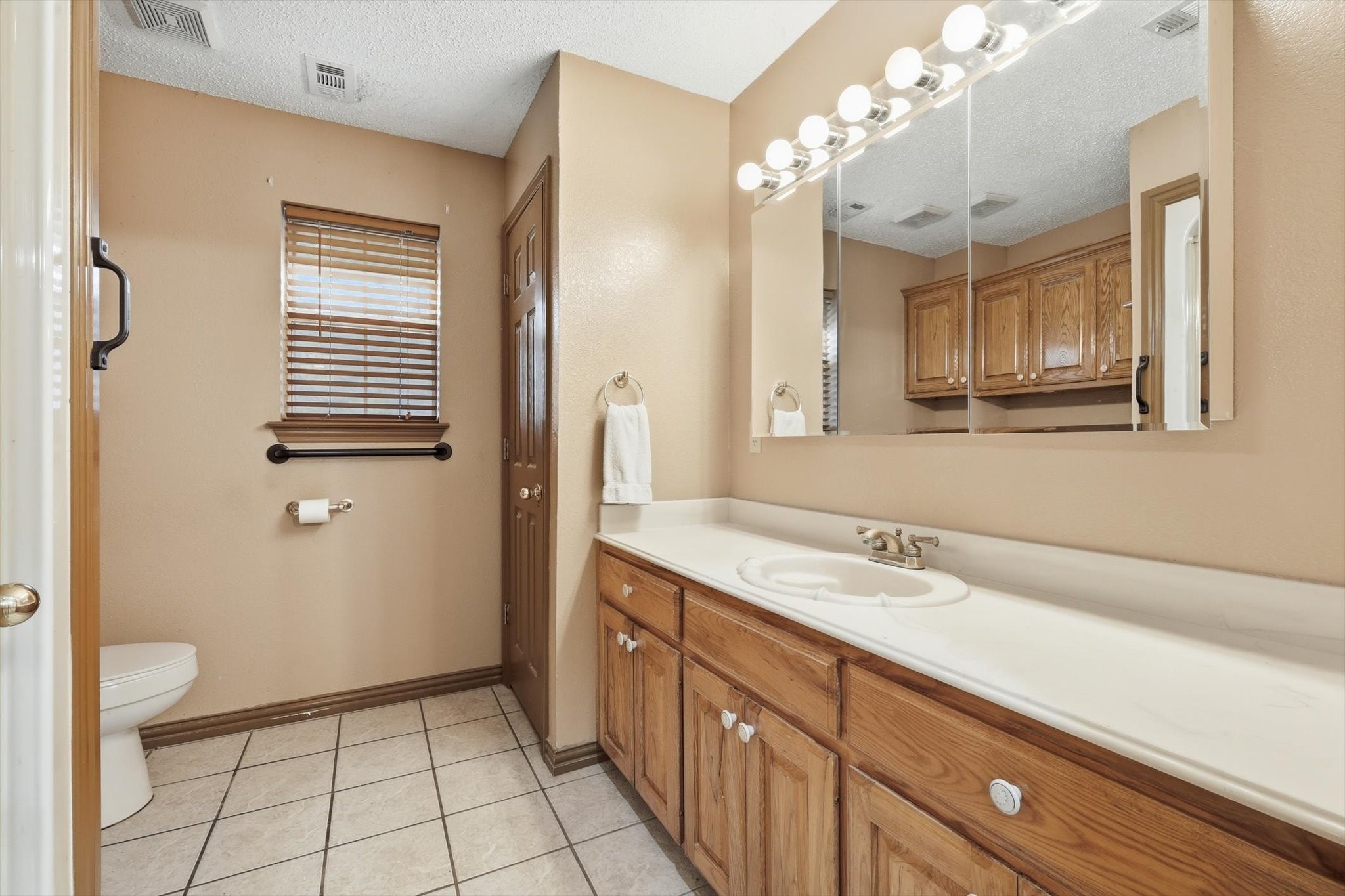 135 Pr-2828 Decatur TX 76234