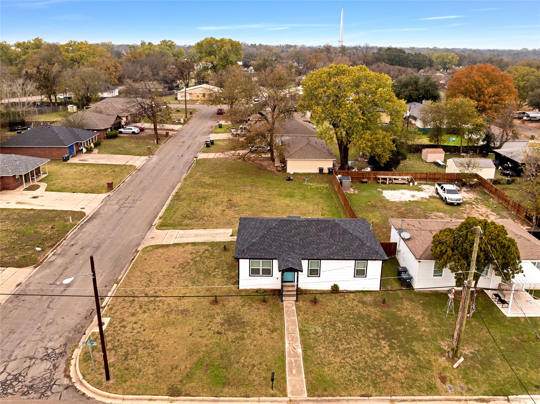 1600 Faulkner Lane Waco TX 76704