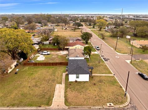 1600 Faulkner Lane Waco TX 76704