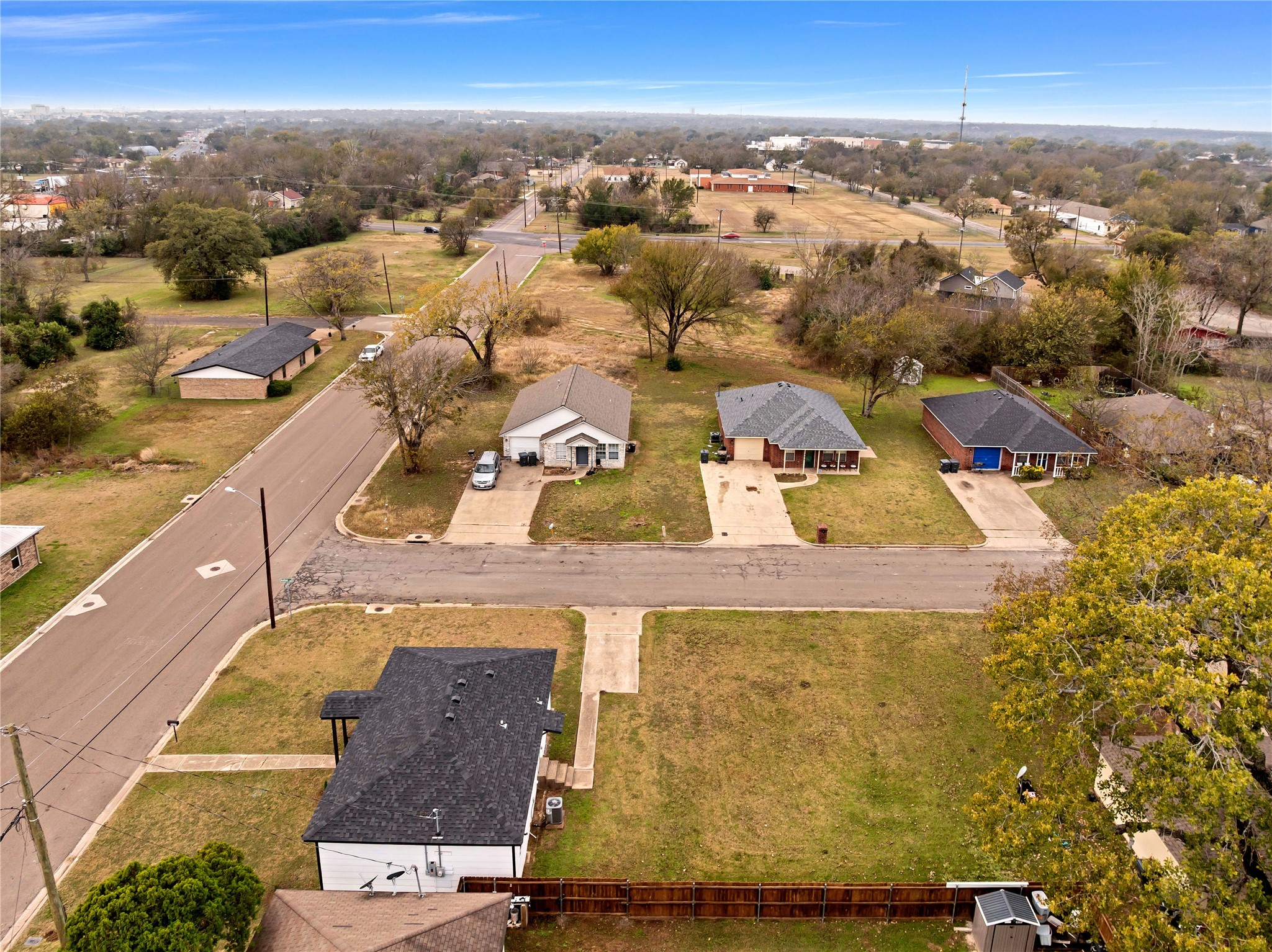 1600 Faulkner Lane Waco TX 76704