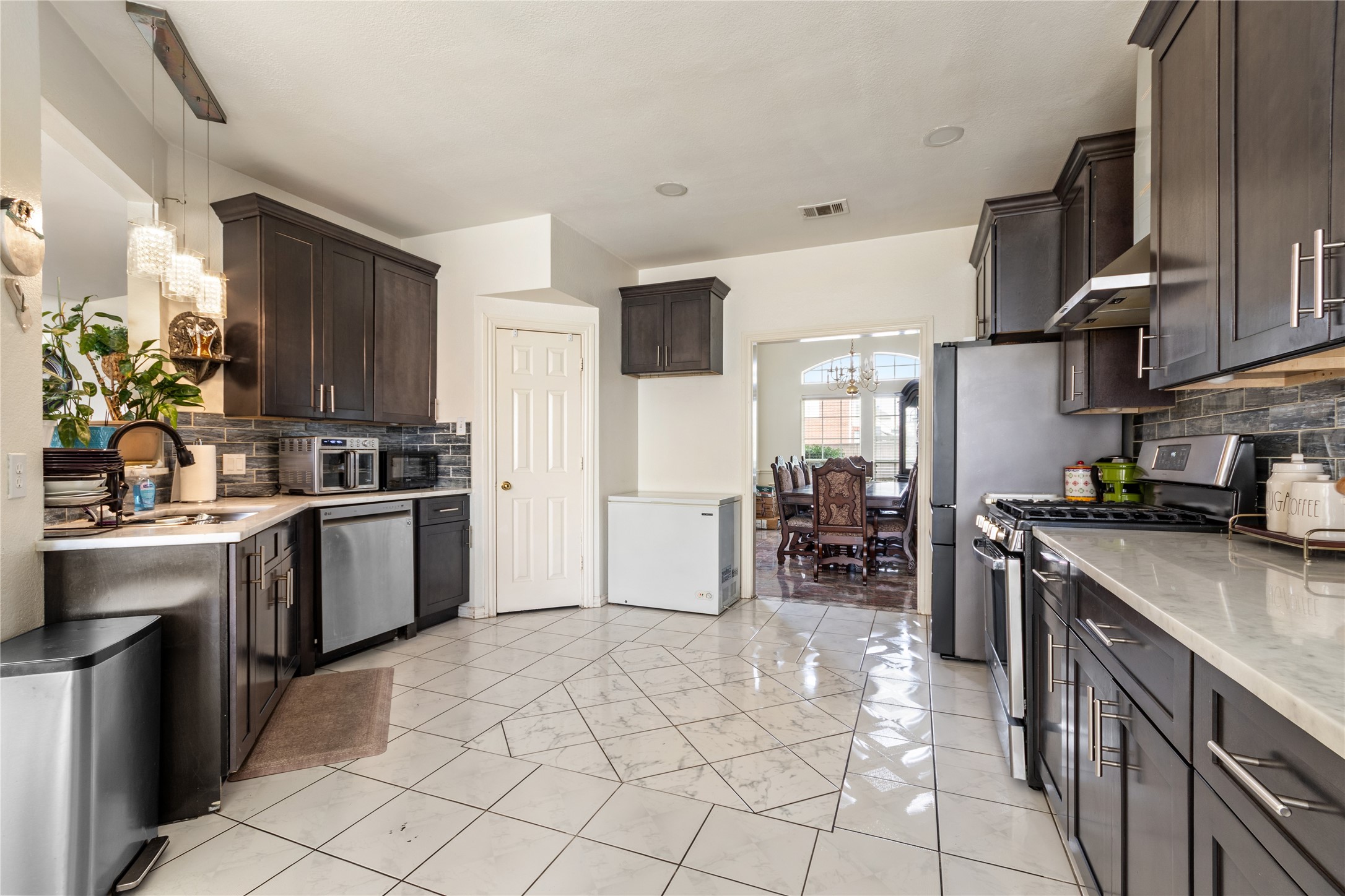 2110 Oak Forest Drive Garland TX 75042
