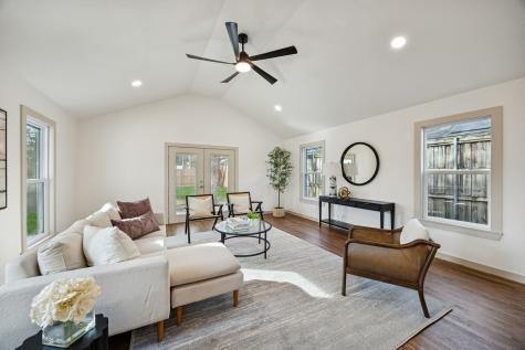 1130 Pioneer Drive Dallas TX 75224