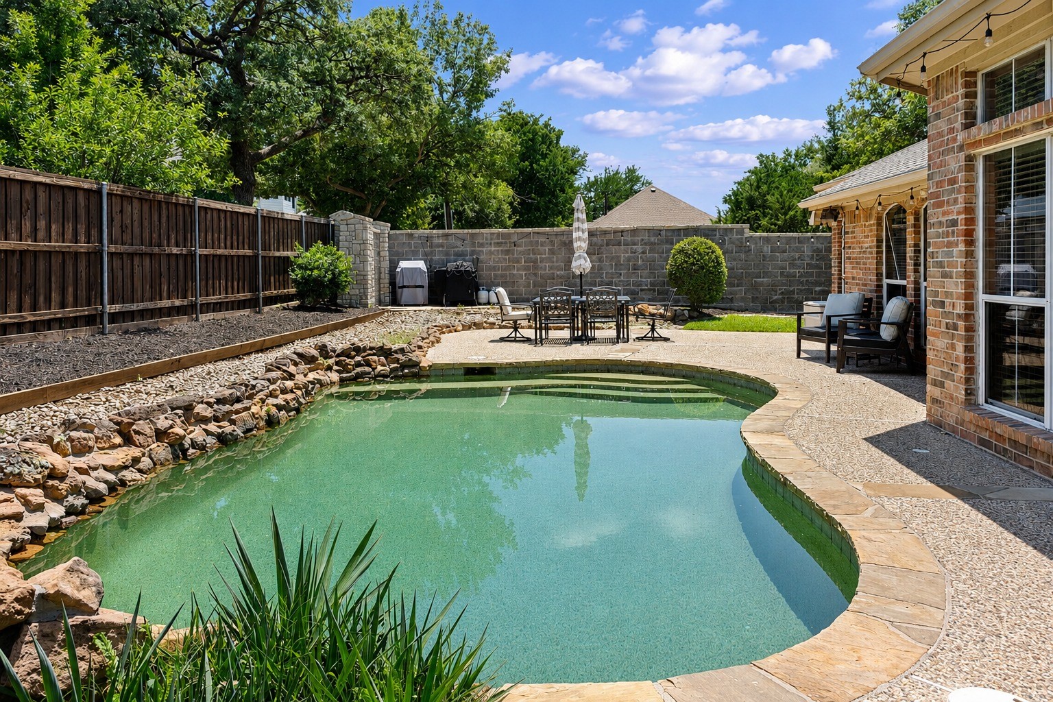 6315 Fannin Drive Arlington TX 76001