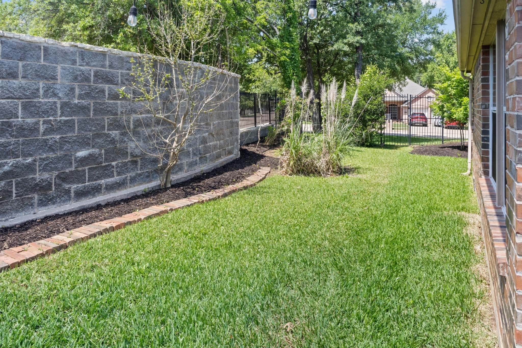 6315 Fannin Drive Arlington TX 76001