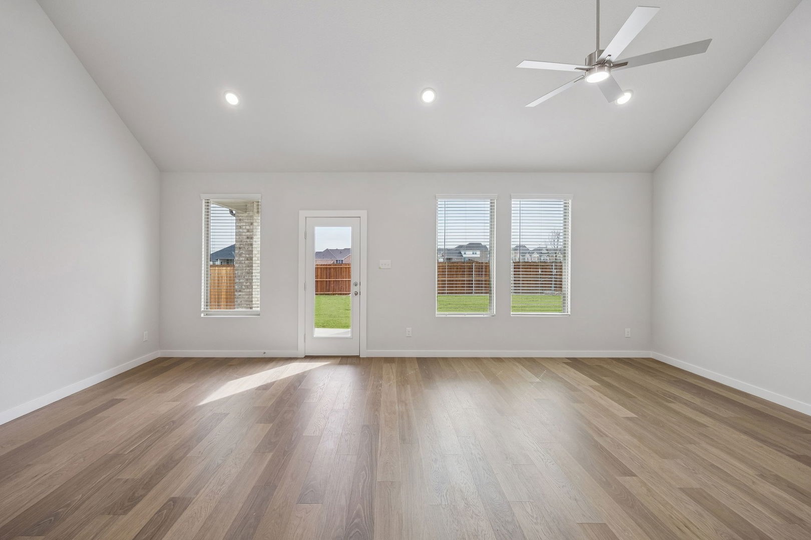 464 Hundred Acre Drive Waxahachie TX 75165