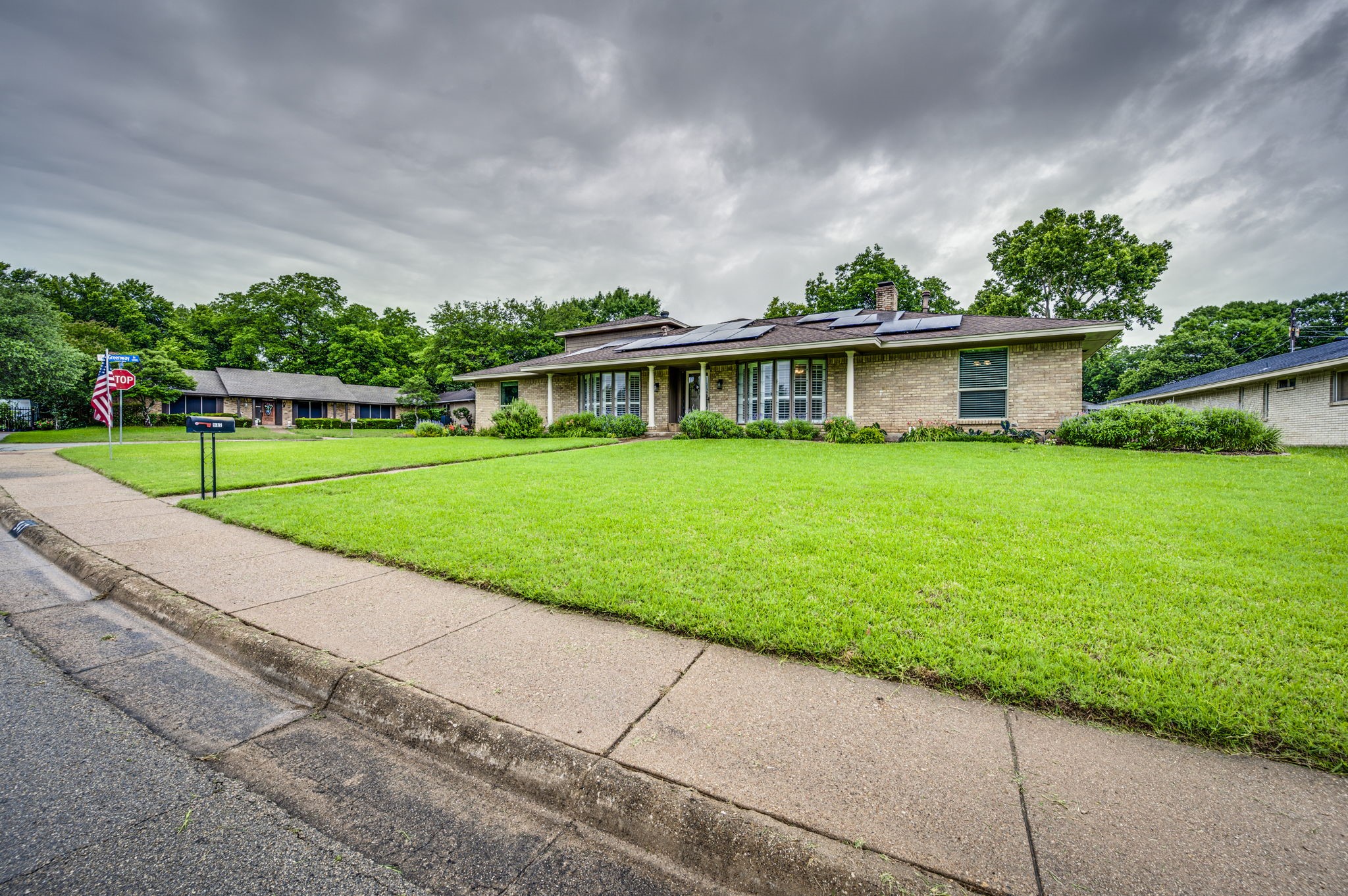 947 Rock Canyon Drive Duncanville TX 75137