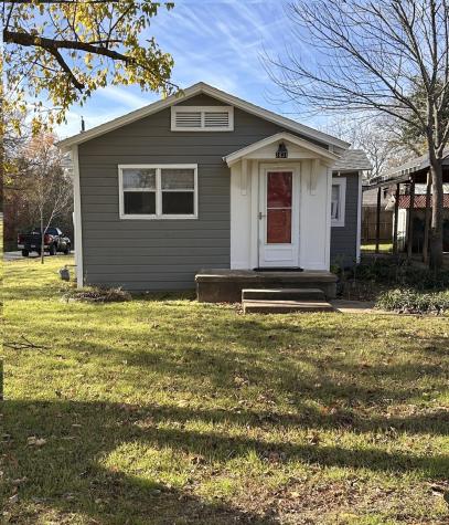 2931 S Barrett Avenue Denison TX 75020