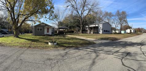 2931 S Barrett Avenue Denison TX 75020