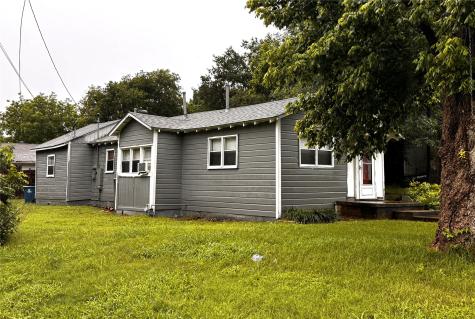 2931 S Barrett Avenue Denison TX 75020