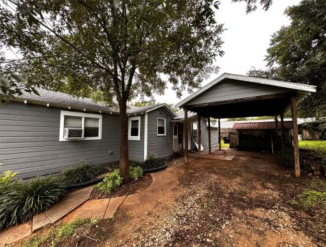 2931 S Barrett Avenue Denison TX 75020