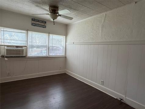 2931 S Barrett Avenue Denison TX 75020
