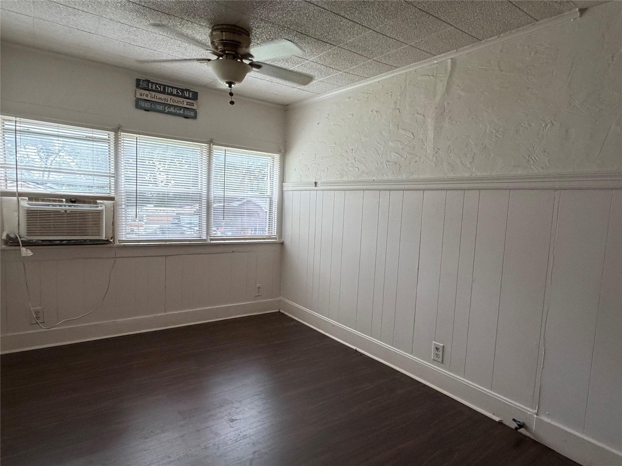 2931 S Barrett Avenue Denison TX 75020