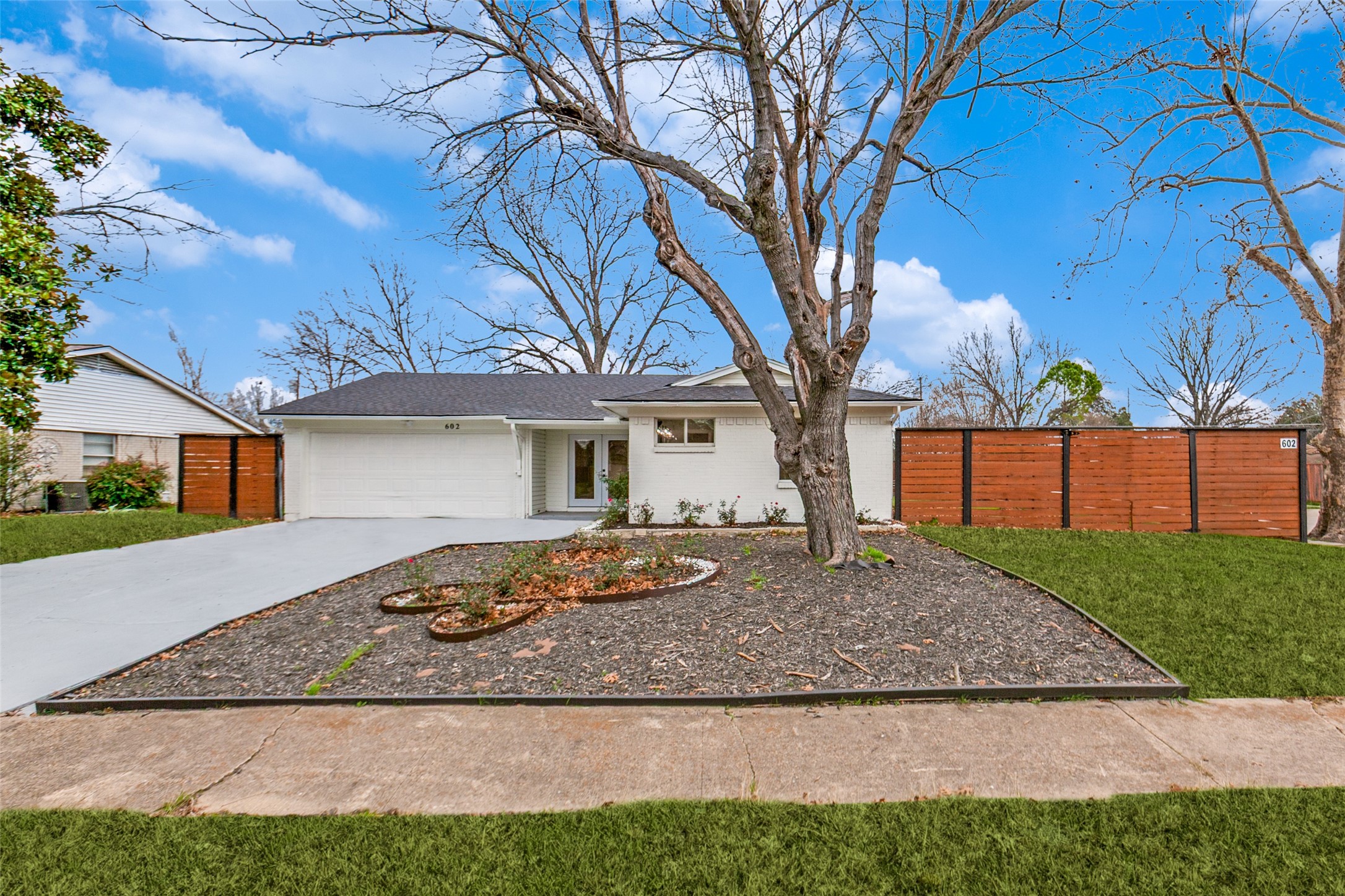 602 Lawson Drive Garland TX 75042