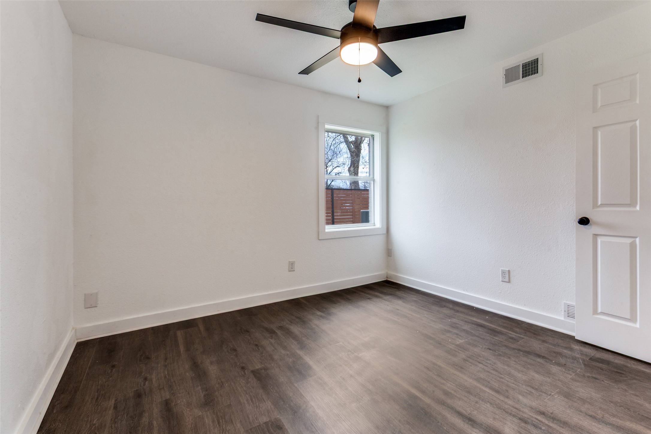 602 Lawson Drive Garland TX 75042