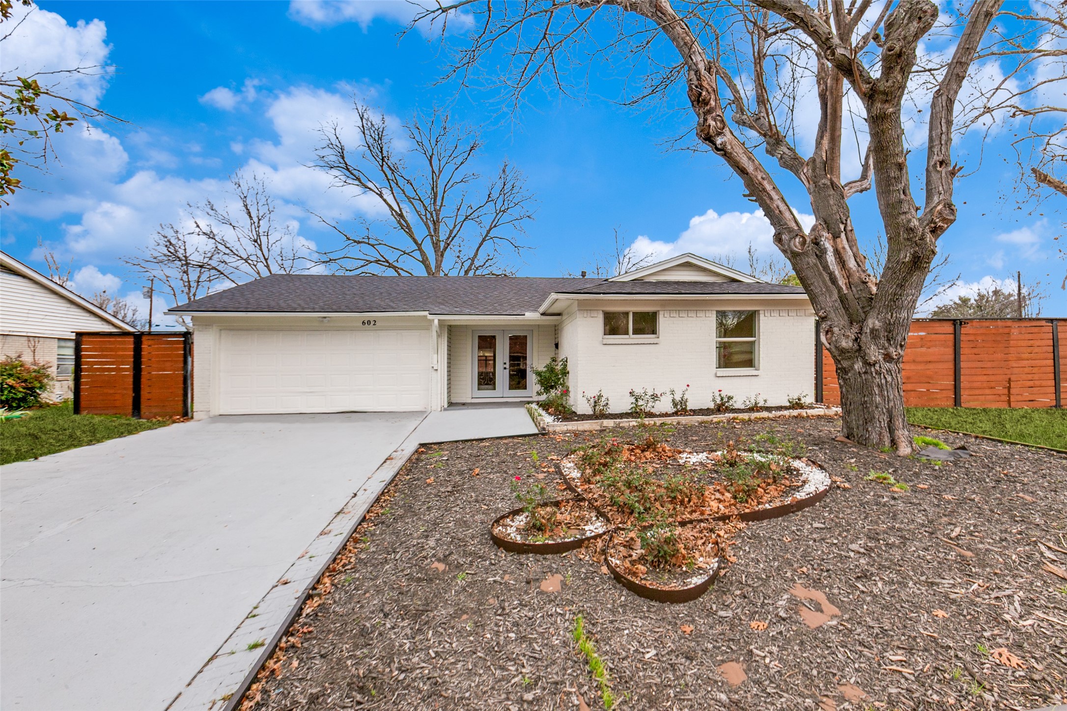 602 Lawson Drive Garland TX 75042