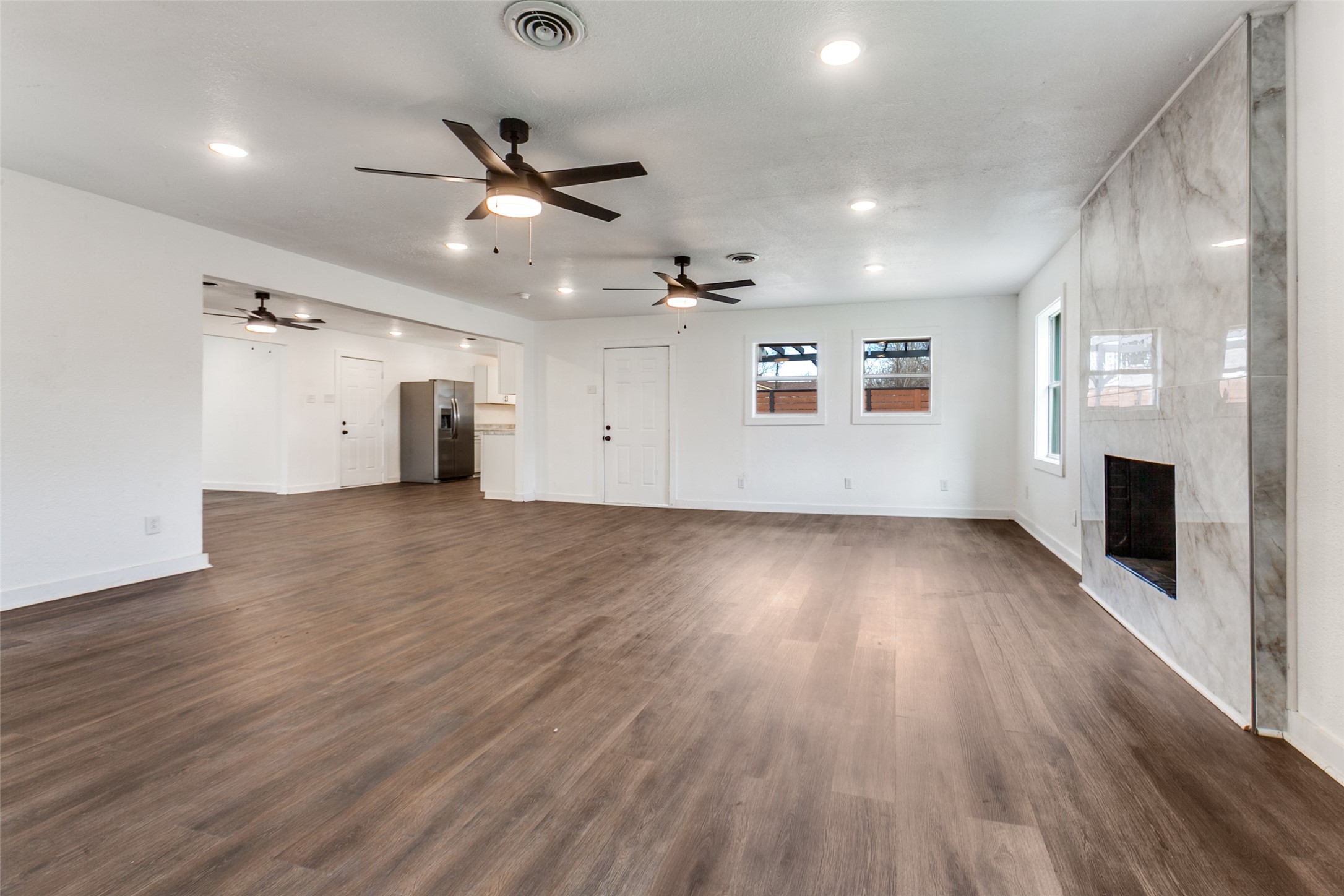 602 Lawson Drive Garland TX 75042