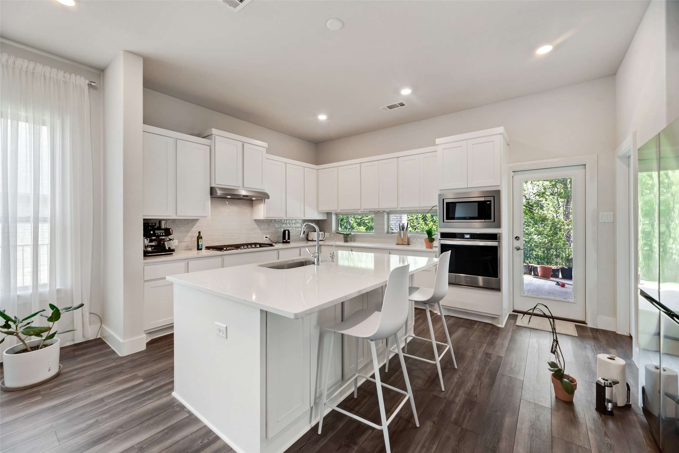 558 Torrey Pines Circle Heath TX 75032