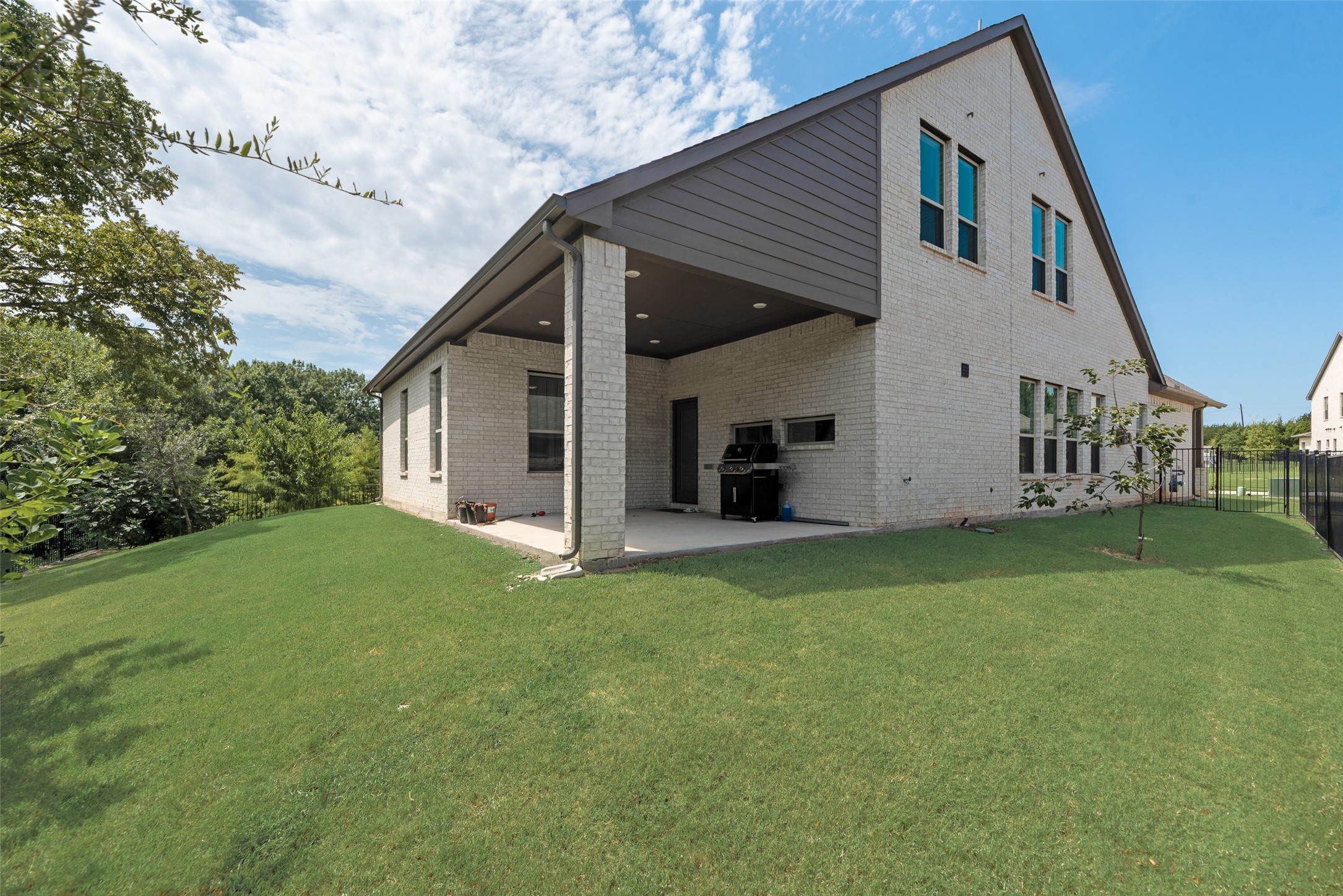 558 Torrey Pines Circle Heath TX 75032