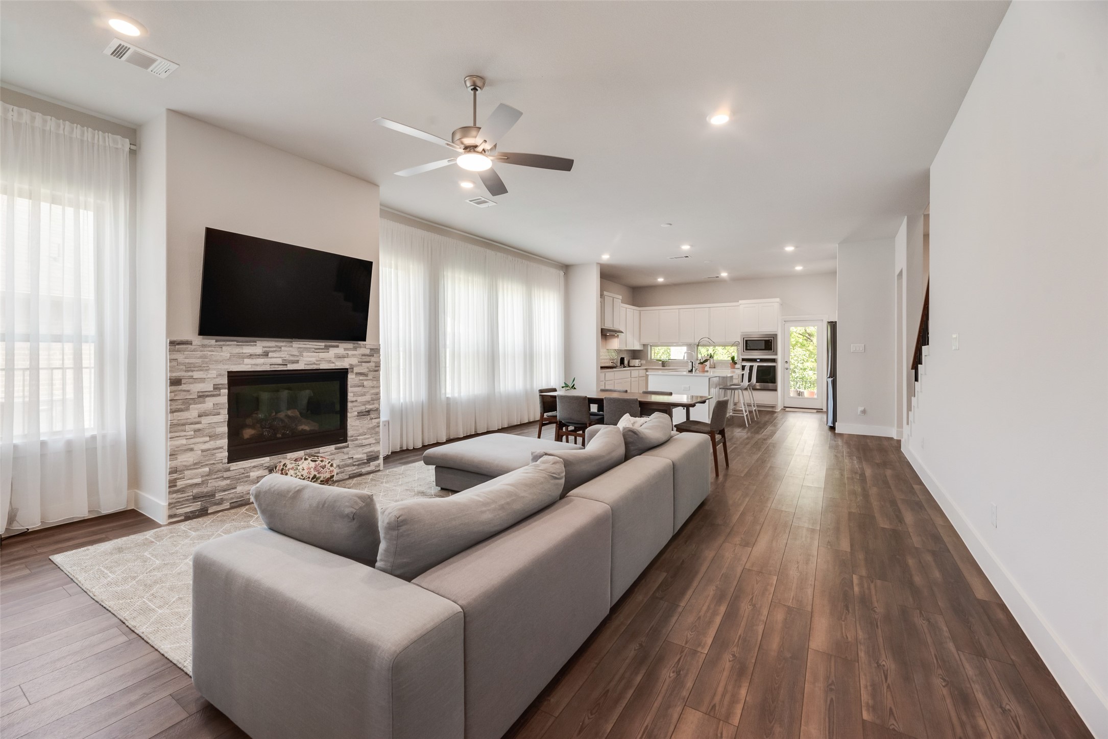 558 Torrey Pines Circle Heath TX 75032