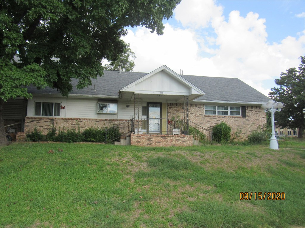 1131 W Morgan Street Denison TX 75020