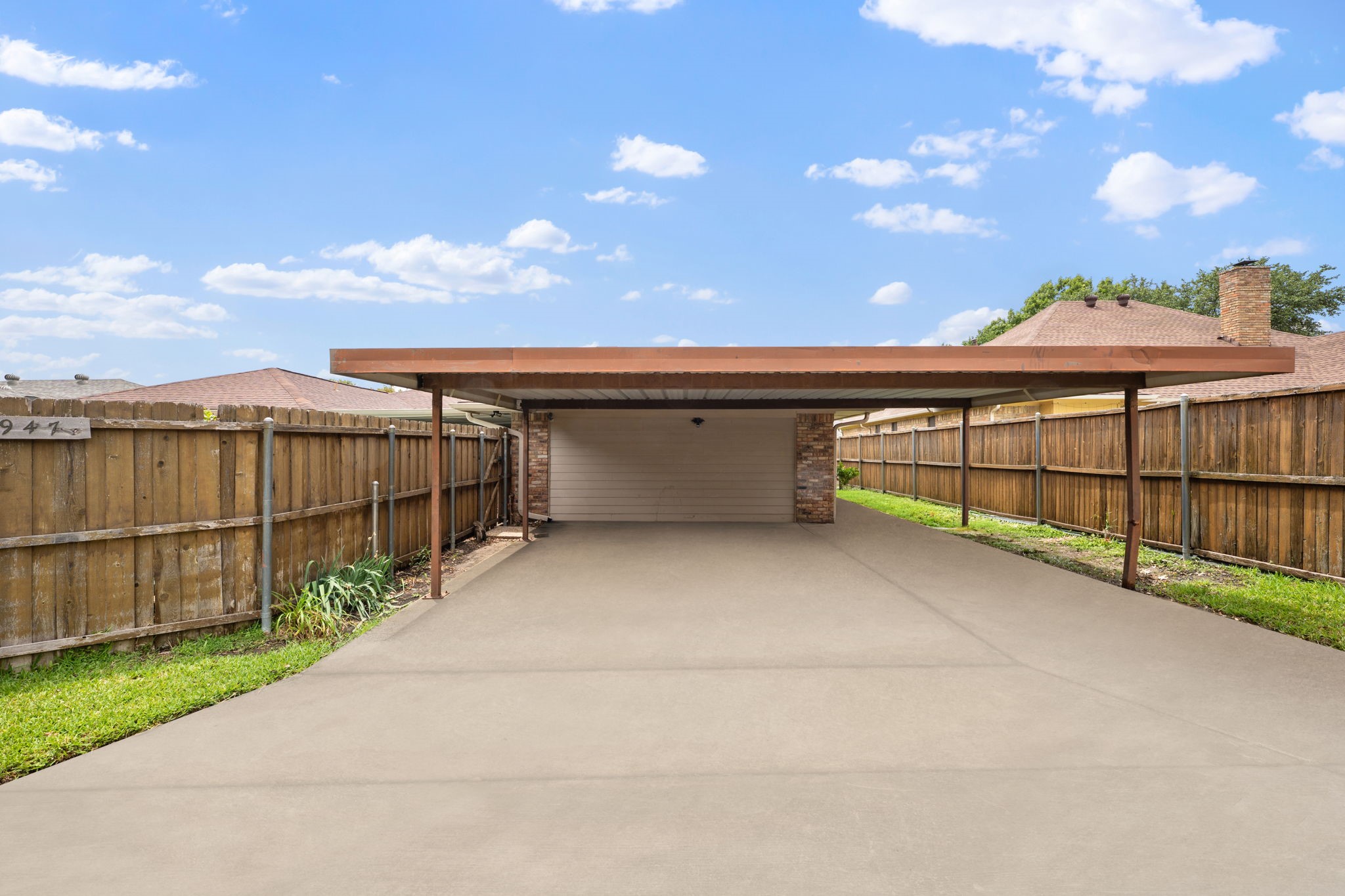 1947 Chesham Drive Carrollton TX 75007