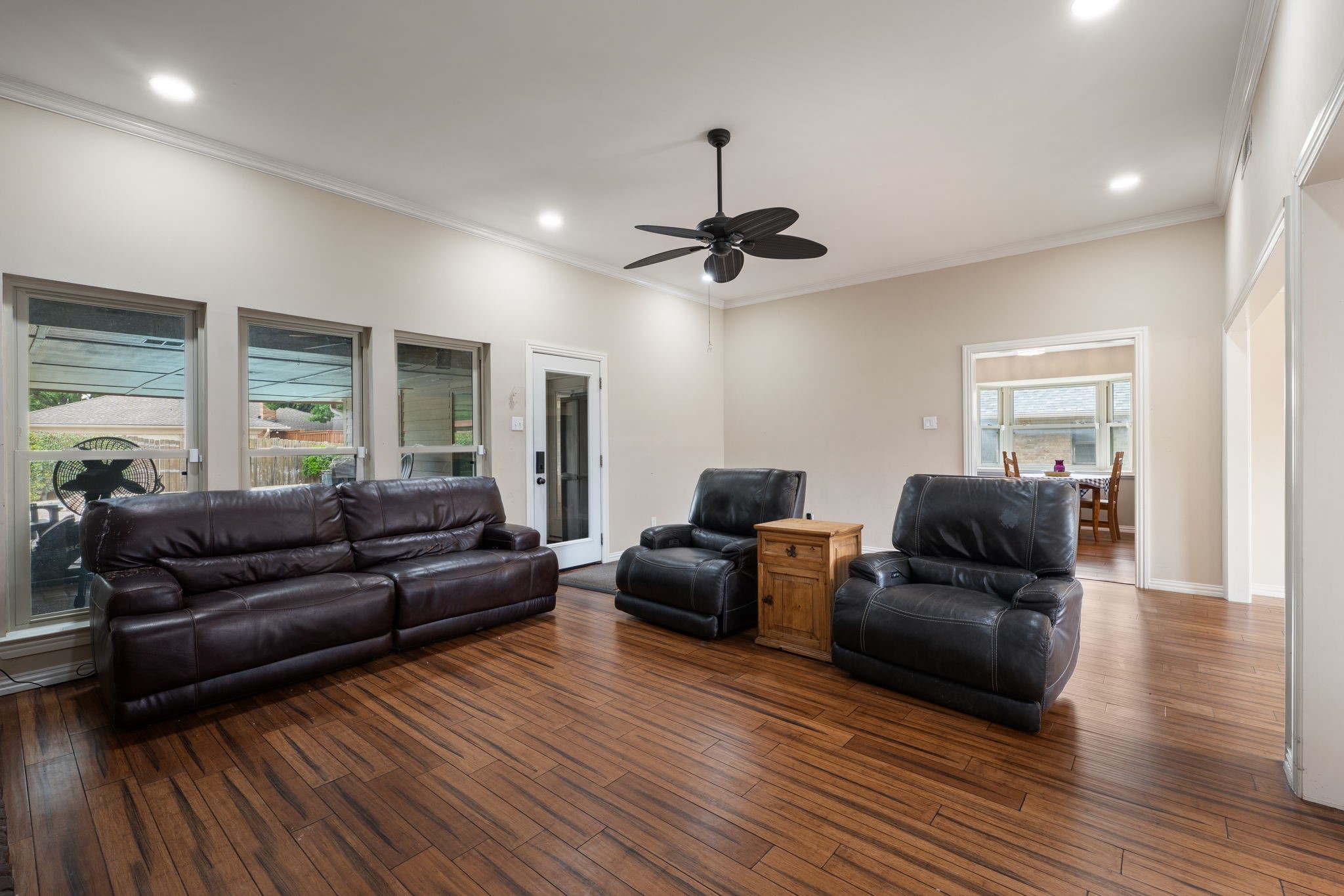 1947 Chesham Drive Carrollton TX 75007