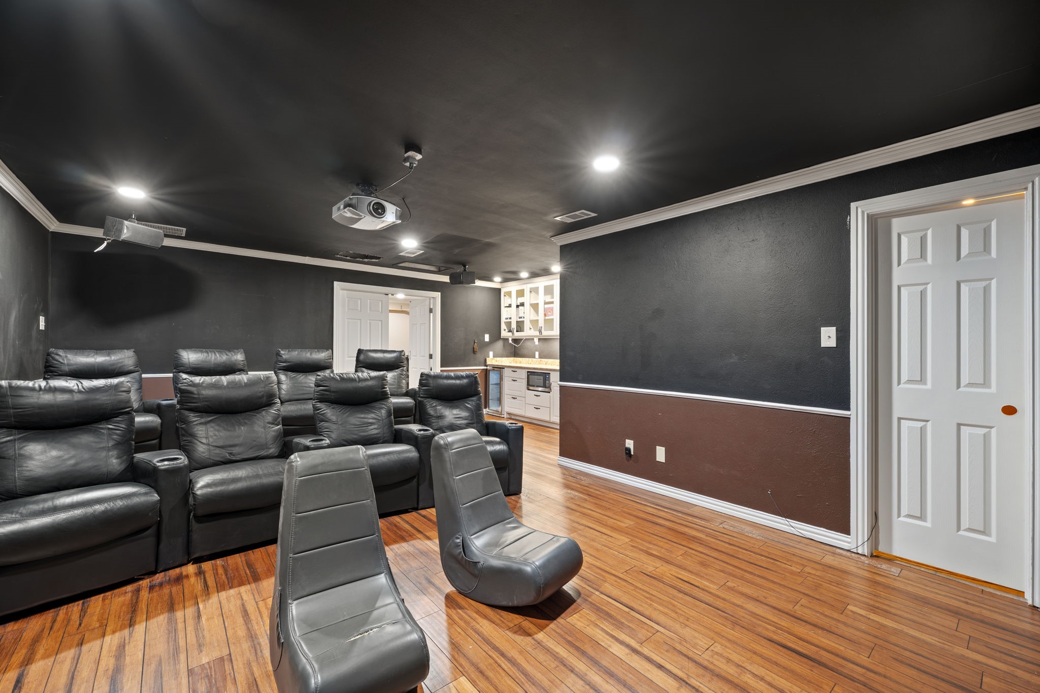 1947 Chesham Drive Carrollton TX 75007