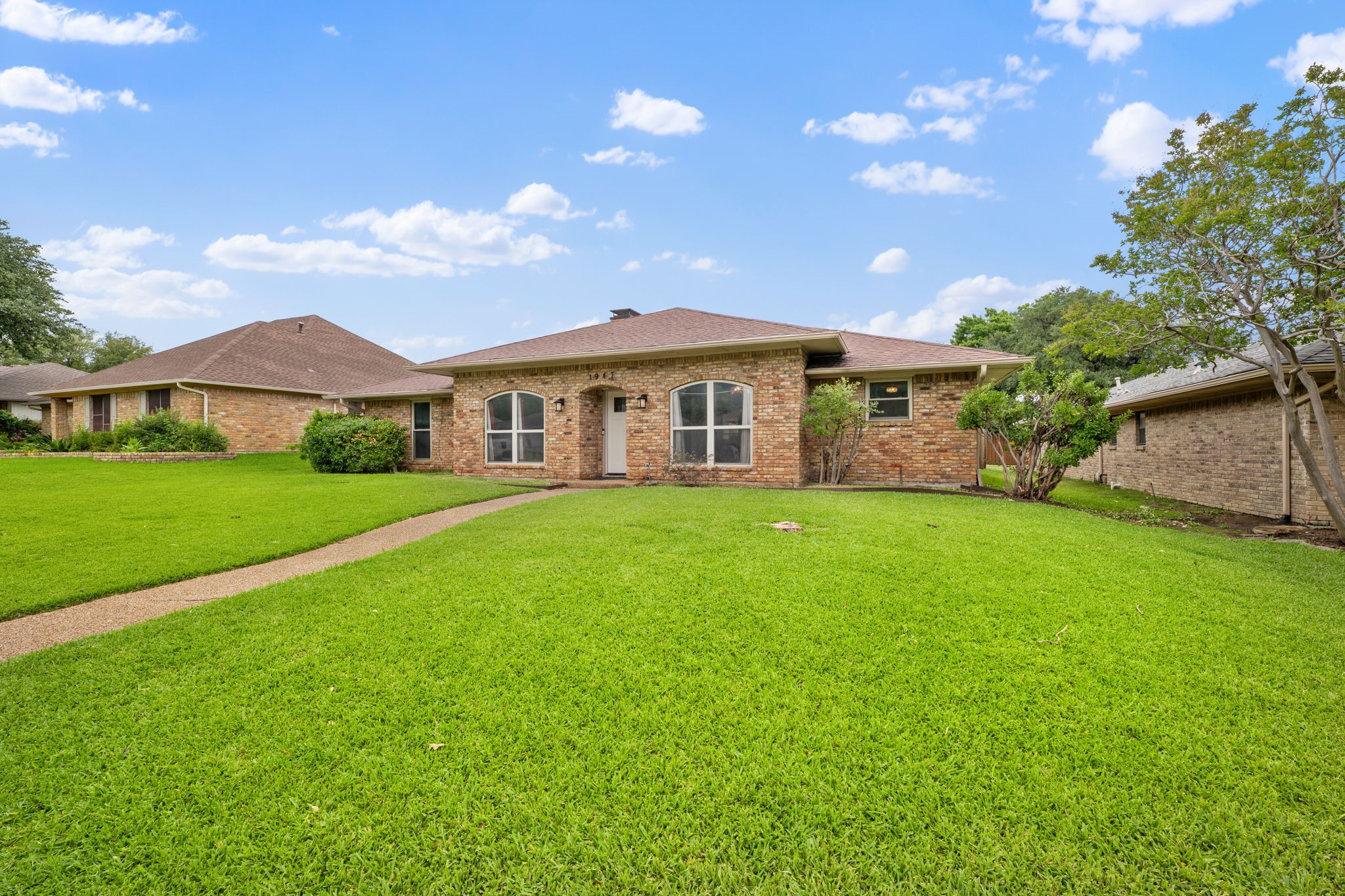 1947 Chesham Drive Carrollton TX 75007