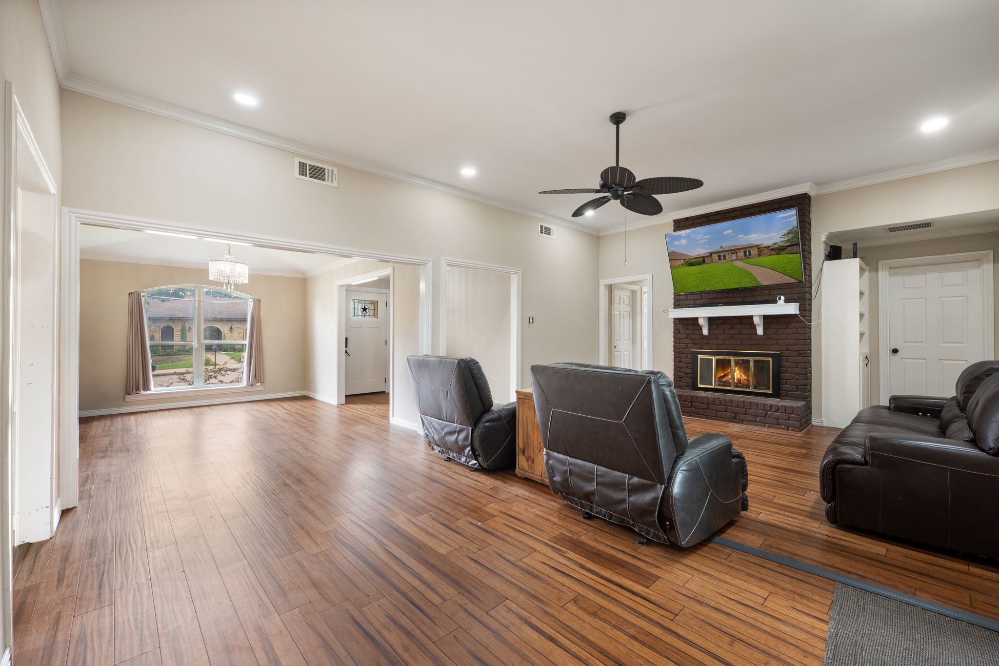 1947 Chesham Drive Carrollton TX 75007