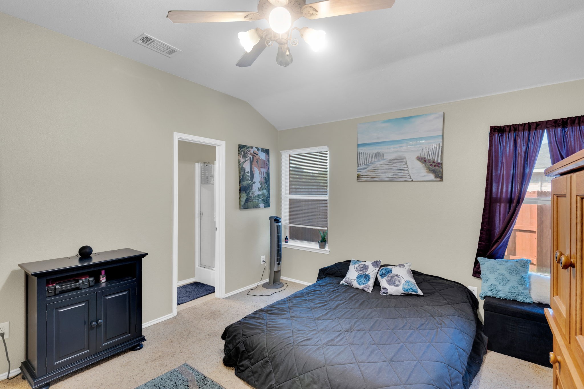 131 Logan Lane Waxahachie TX 75165
