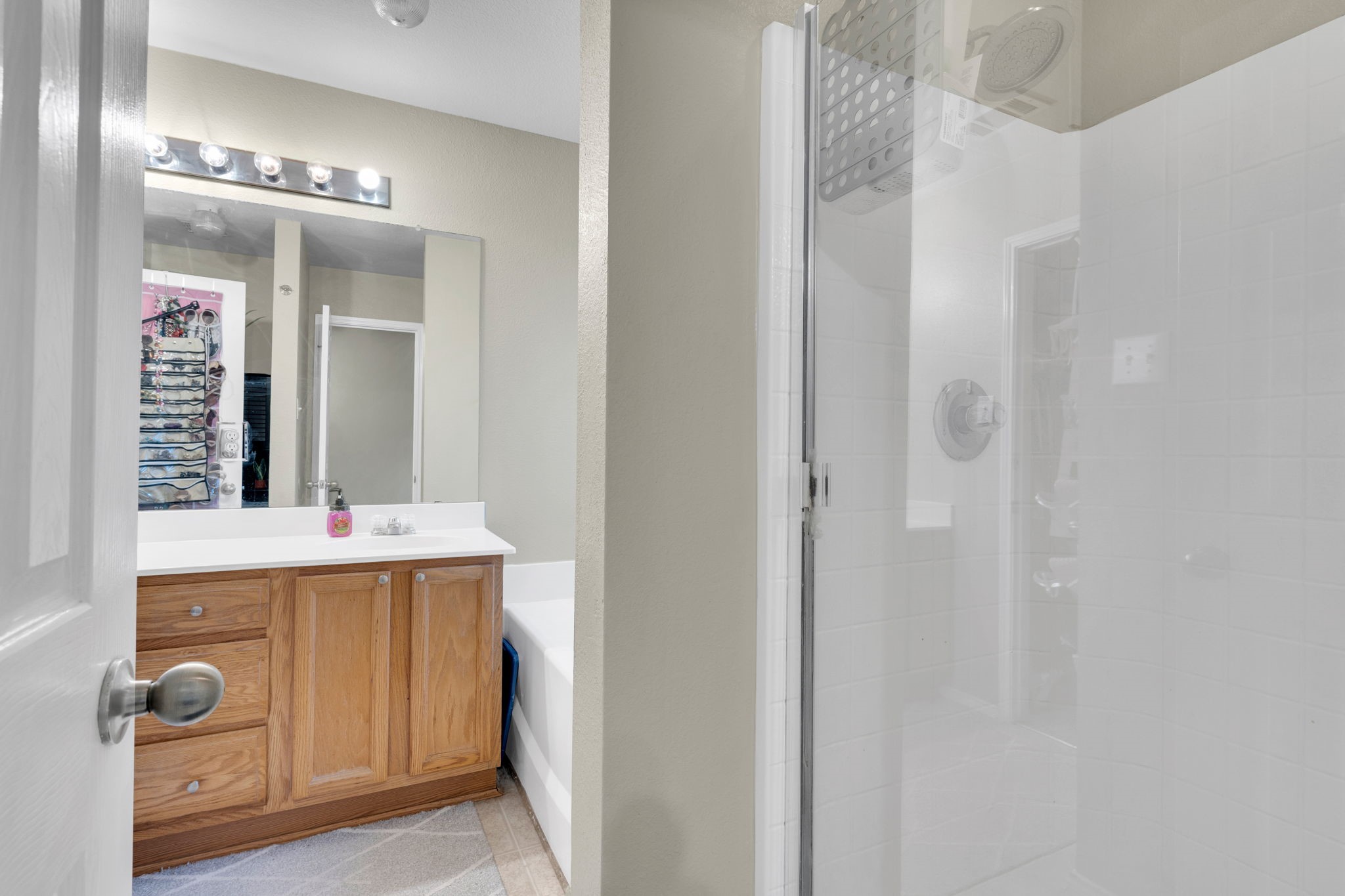 131 Logan Lane Waxahachie TX 75165