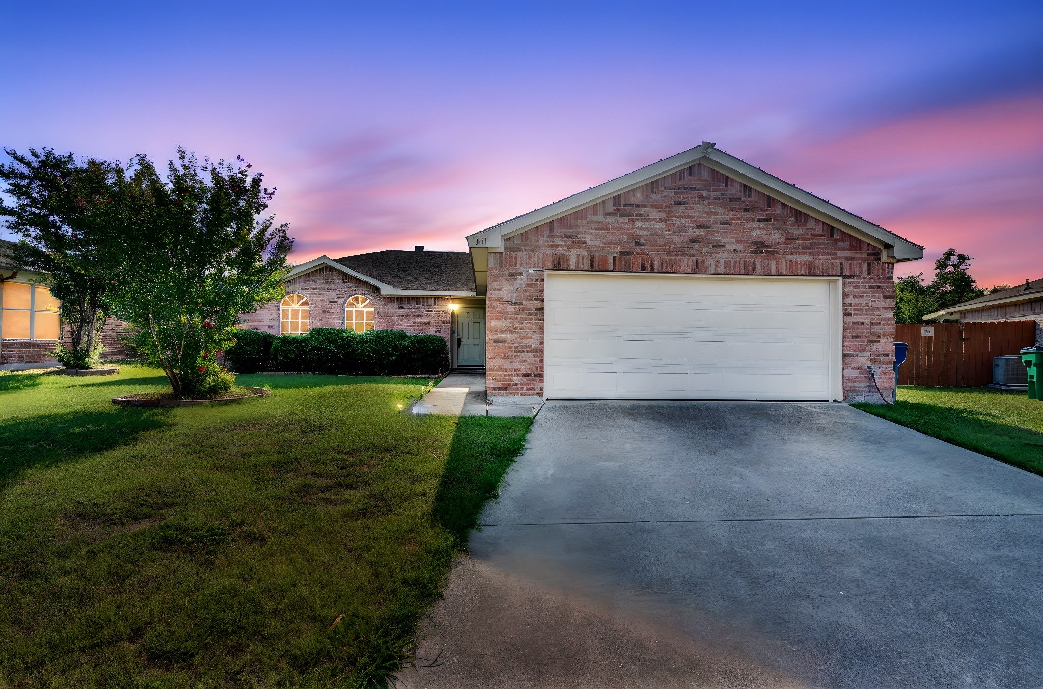 131 Logan Lane Waxahachie TX 75165