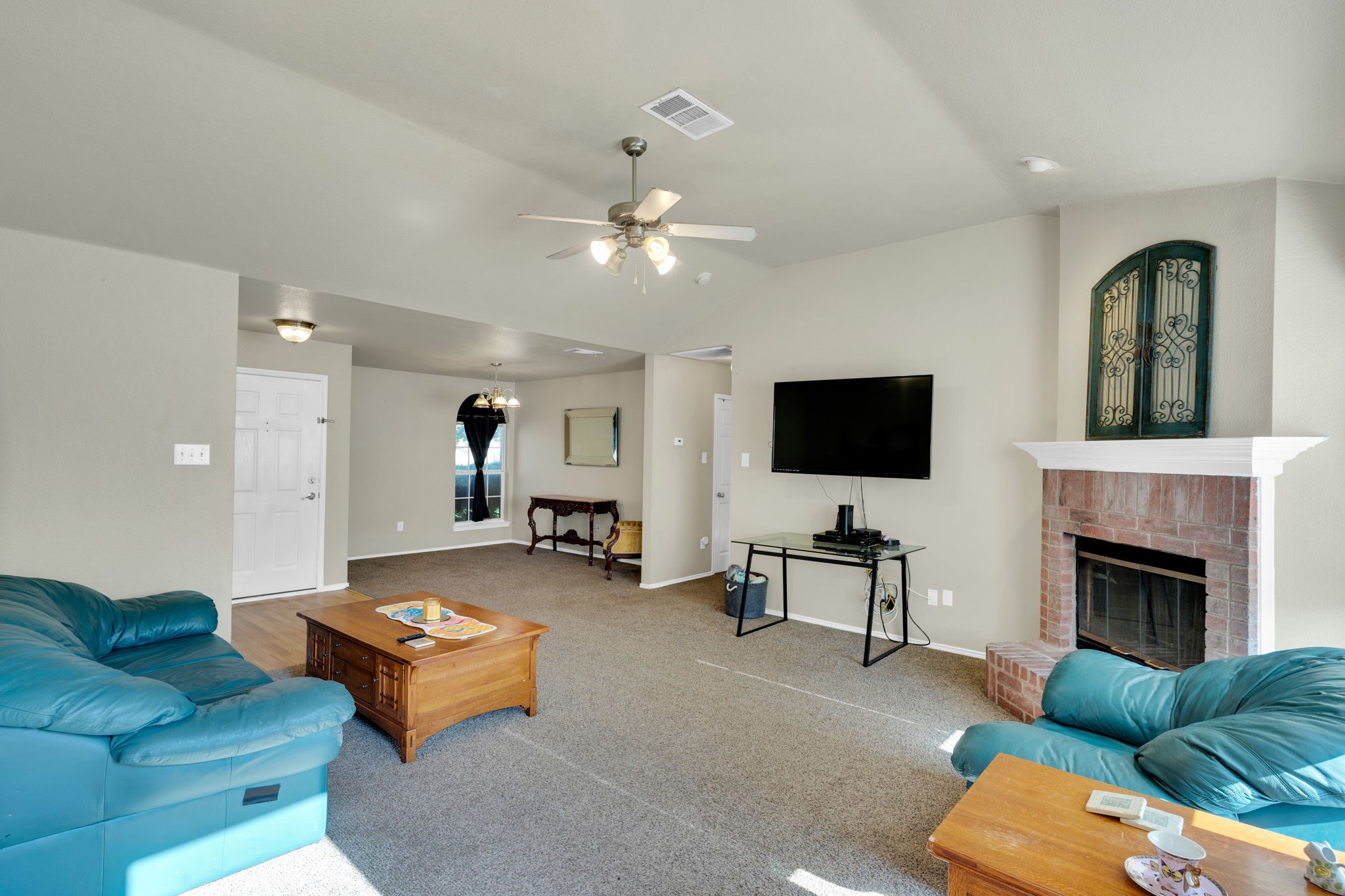 131 Logan Lane Waxahachie TX 75165