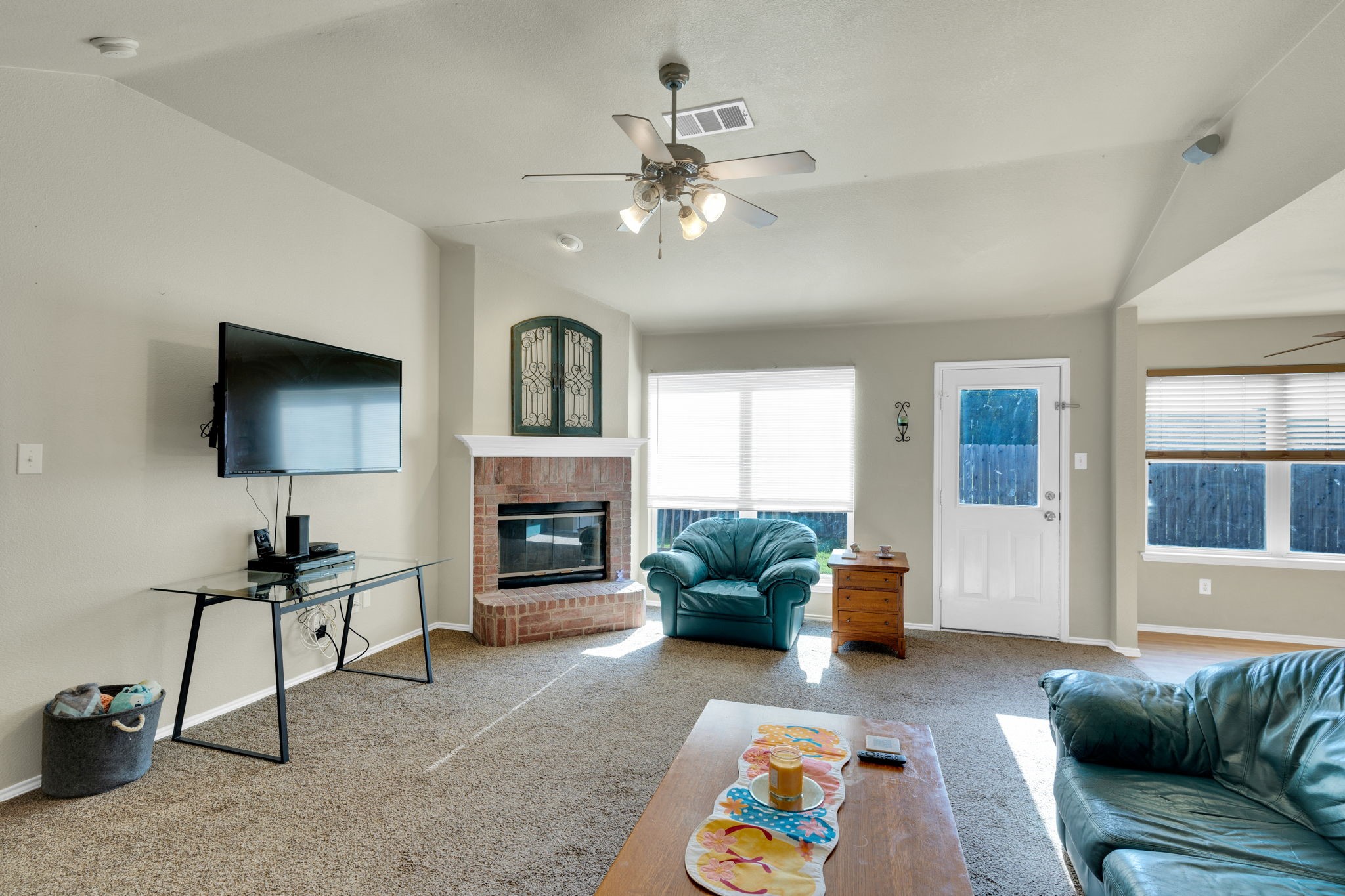 131 Logan Lane Waxahachie TX 75165