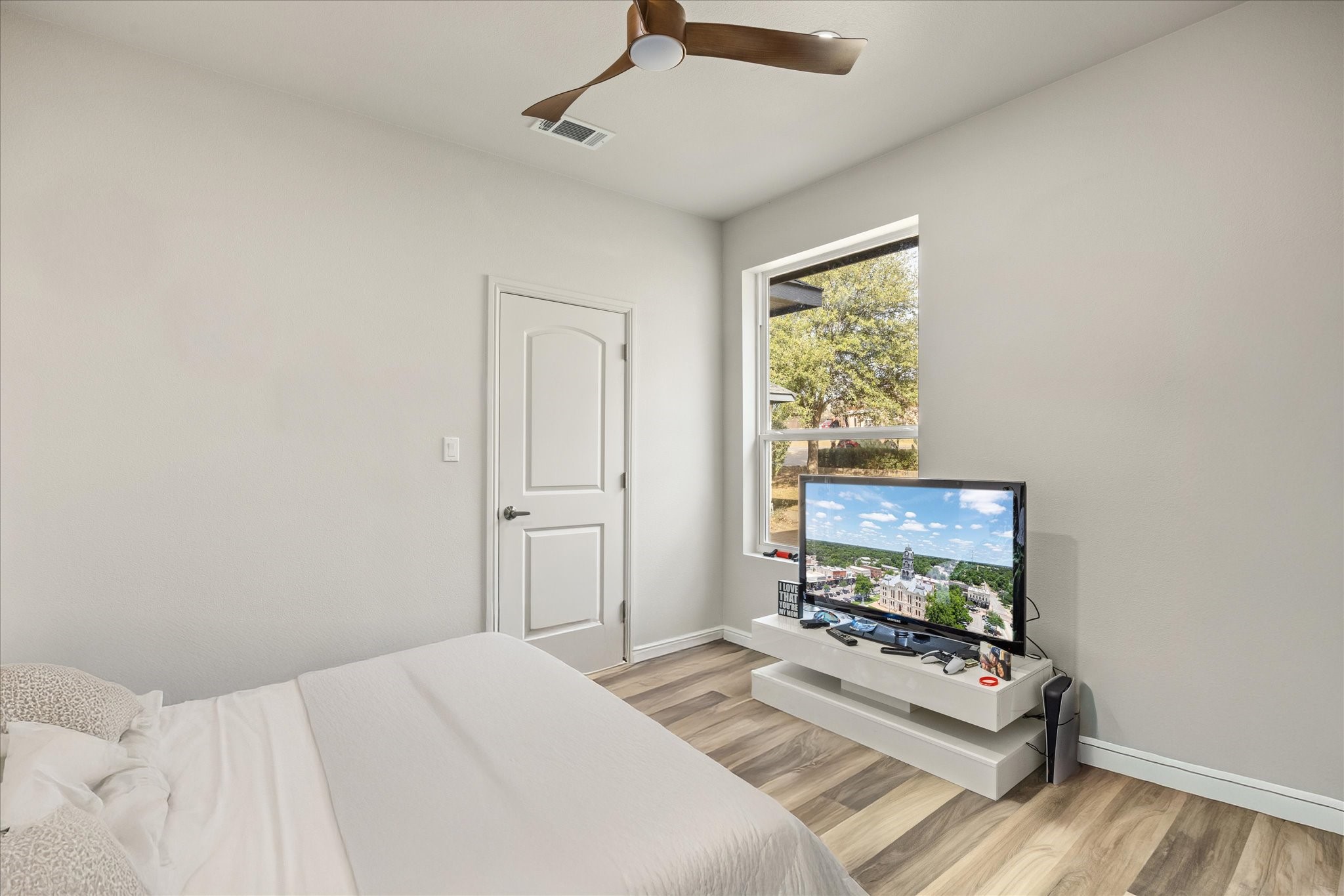 4801 W Wedgefield Road Granbury TX 76049