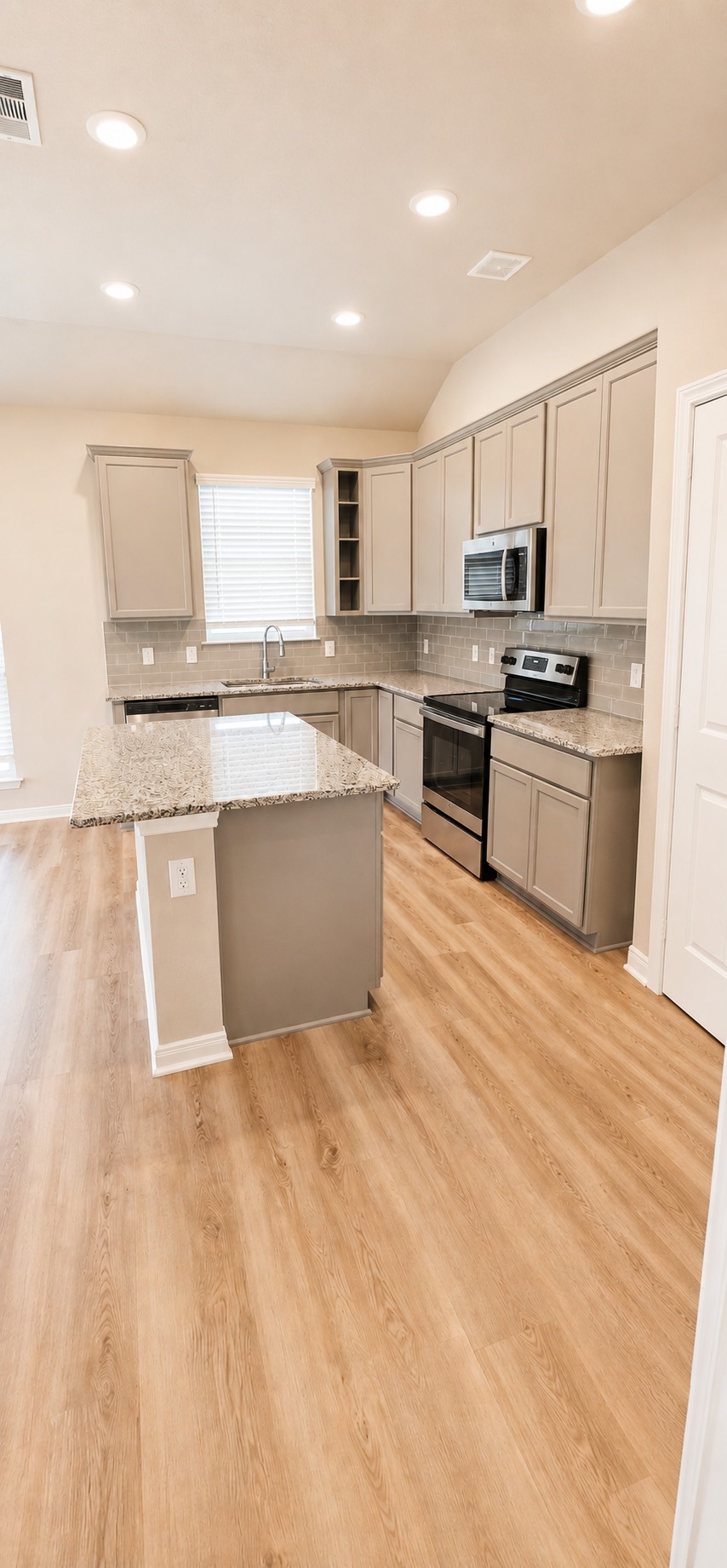 11512 Ullrich Court Lorena TX 76655